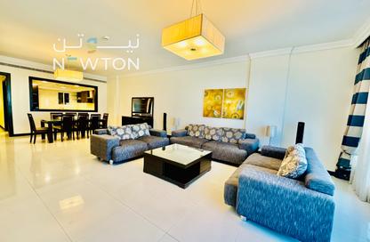 Apartment - 3 Bedrooms - 4 Bathrooms for rent in Al Juffair - Capital Governorate