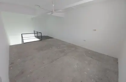 متجر - استوديو للايجار في الديه - المحافظة الشمالية