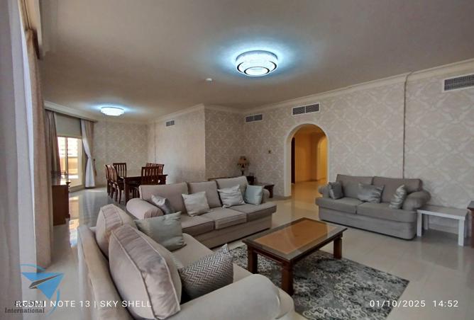 958833 - Property Main Image