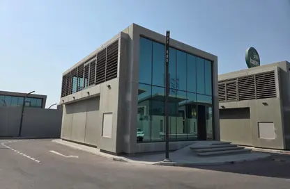متجر - استوديو - 1 حمام للايجار في الجنبية - المحافظة الشمالية