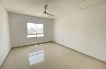 Apartment - 2 Bedrooms - 2 Bathrooms for rent in Zinj - Manama - Capital Governorate