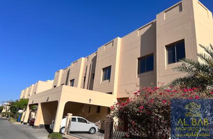 Villa - 4 Bedrooms - 5 Bathrooms for rent in Saar - Northern Governorate
