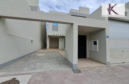 Villa - 4 Bedrooms - 5 Bathrooms for sale in Jannusan - Northern Governorate