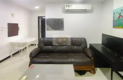 صورة لـ غرفة المعيشة شقة - غرفة نوم - 1 حمام للايجار في السلمانية - المنامة - محافظة العاصمة ، صورة رقم 1