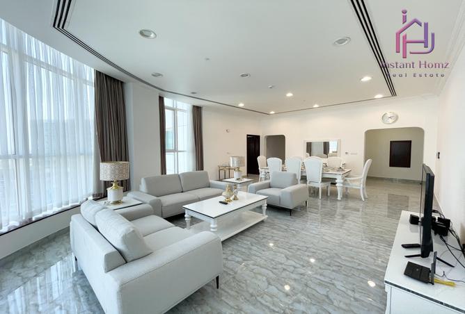 984183 - Property Main Image