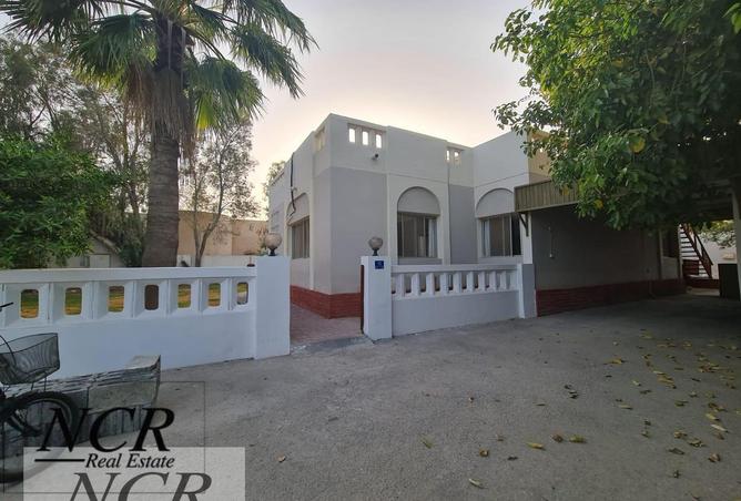 970542 - Property Image 2