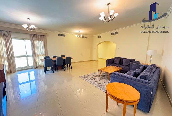 958112 - Property Main Image
