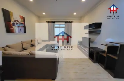 Apartment - 2 Bedrooms - 2 Bathrooms for rent in Janabiya - Northern Governorate